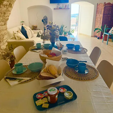 Oda ve Kahvaltı Alba Del Borgo 3*